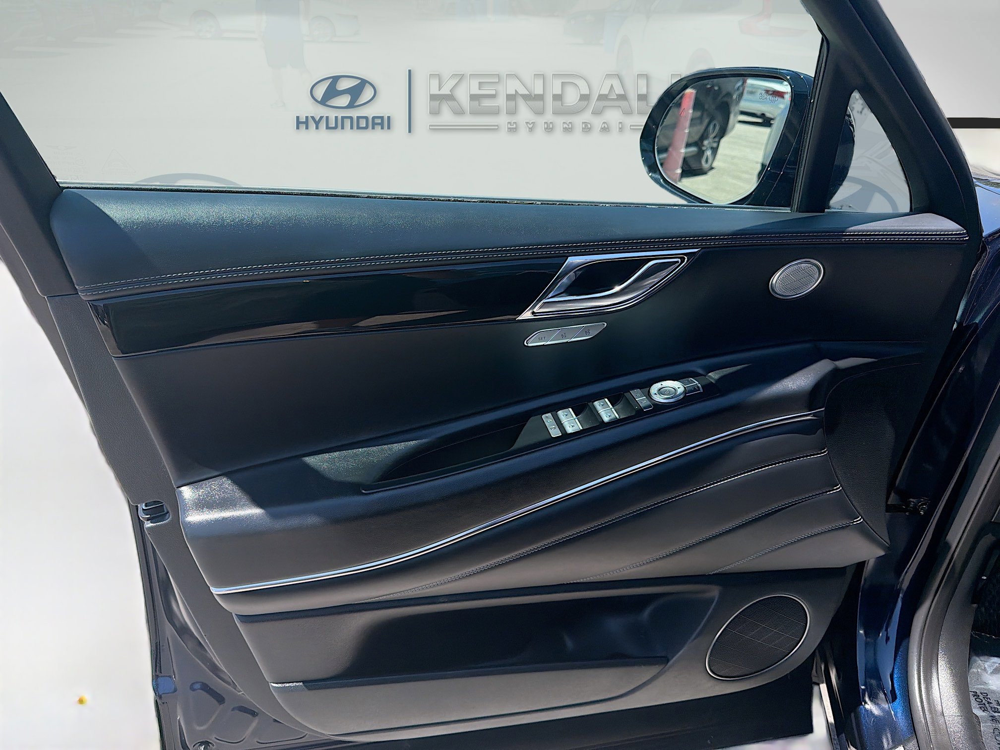 Used 2025 Genesis GV80 2.5T Standard AWD/4WD image 14