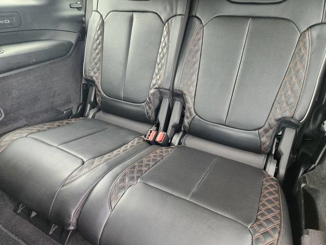 Used 2021 Jeep Grand Cherokee L Summit w/ Luxury Tech Group V AWD/4WD image 32