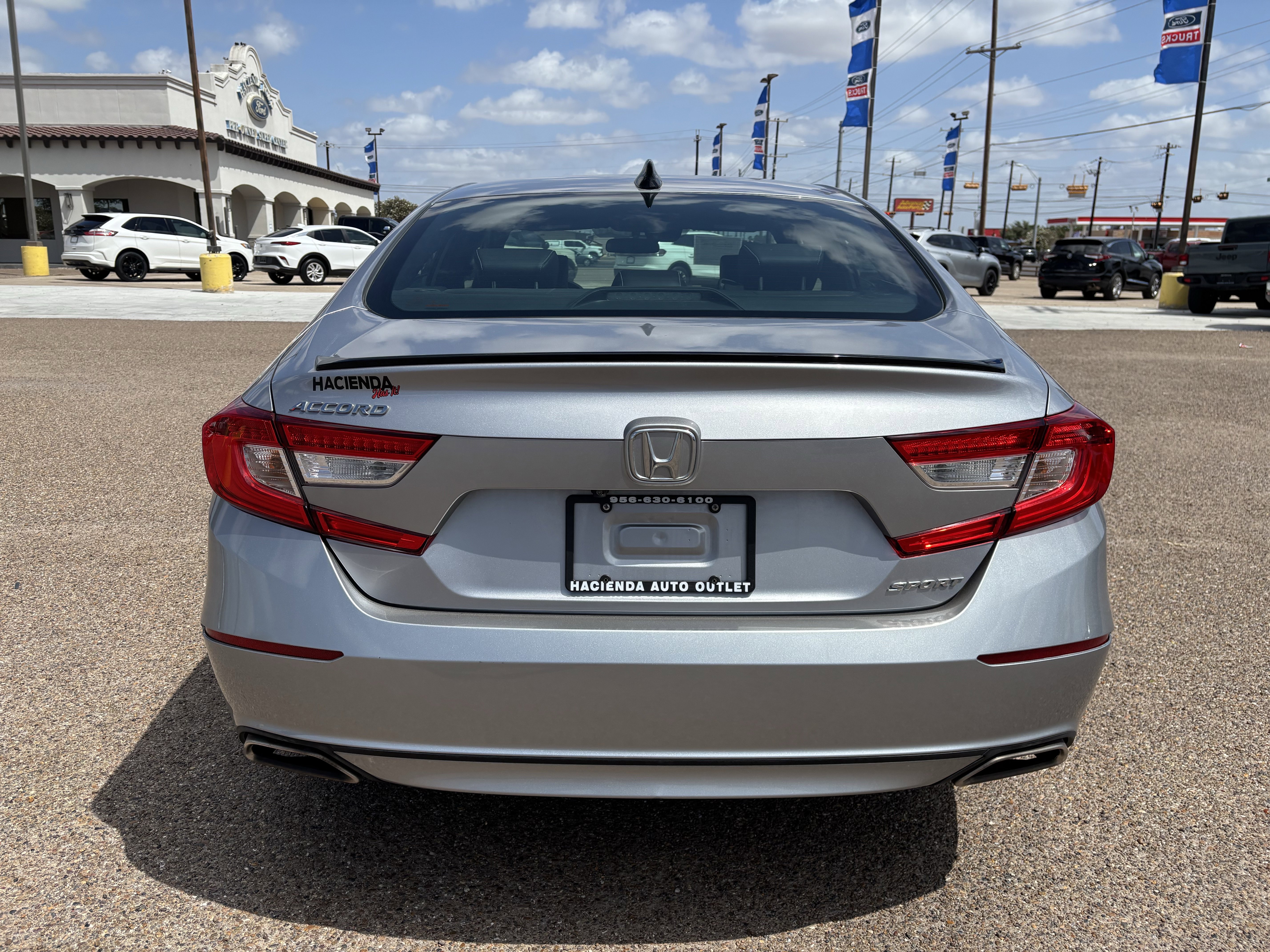 Used 2021 Honda Accord Sport image 3