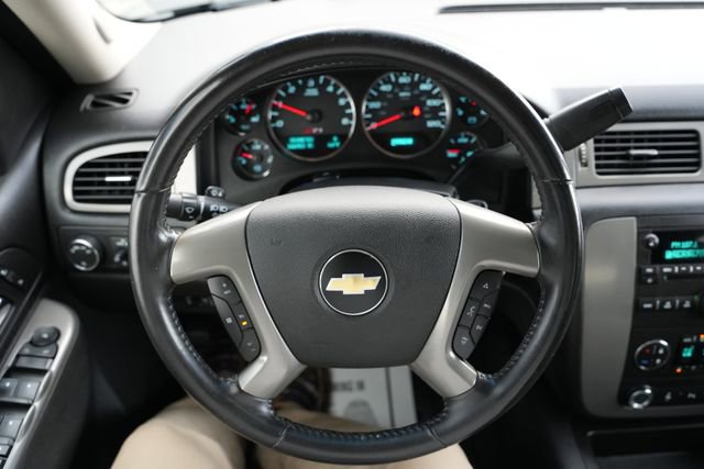 Used 2012 Chevrolet Avalanche LT w/ Suspension Package, Off-Road image 26