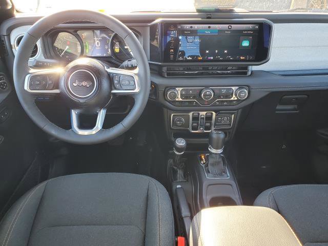 Used 2025 Jeep Wrangler Sahara w/ Safety Group AWD/4WD image 20