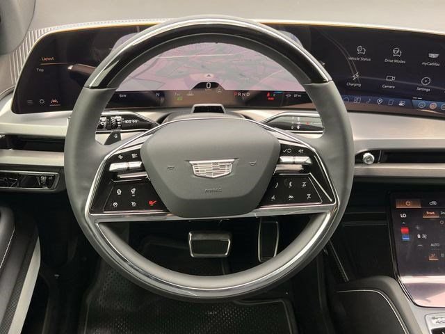 New 2027 Cadillac Vistiq Luxury AWD/4WD image 11