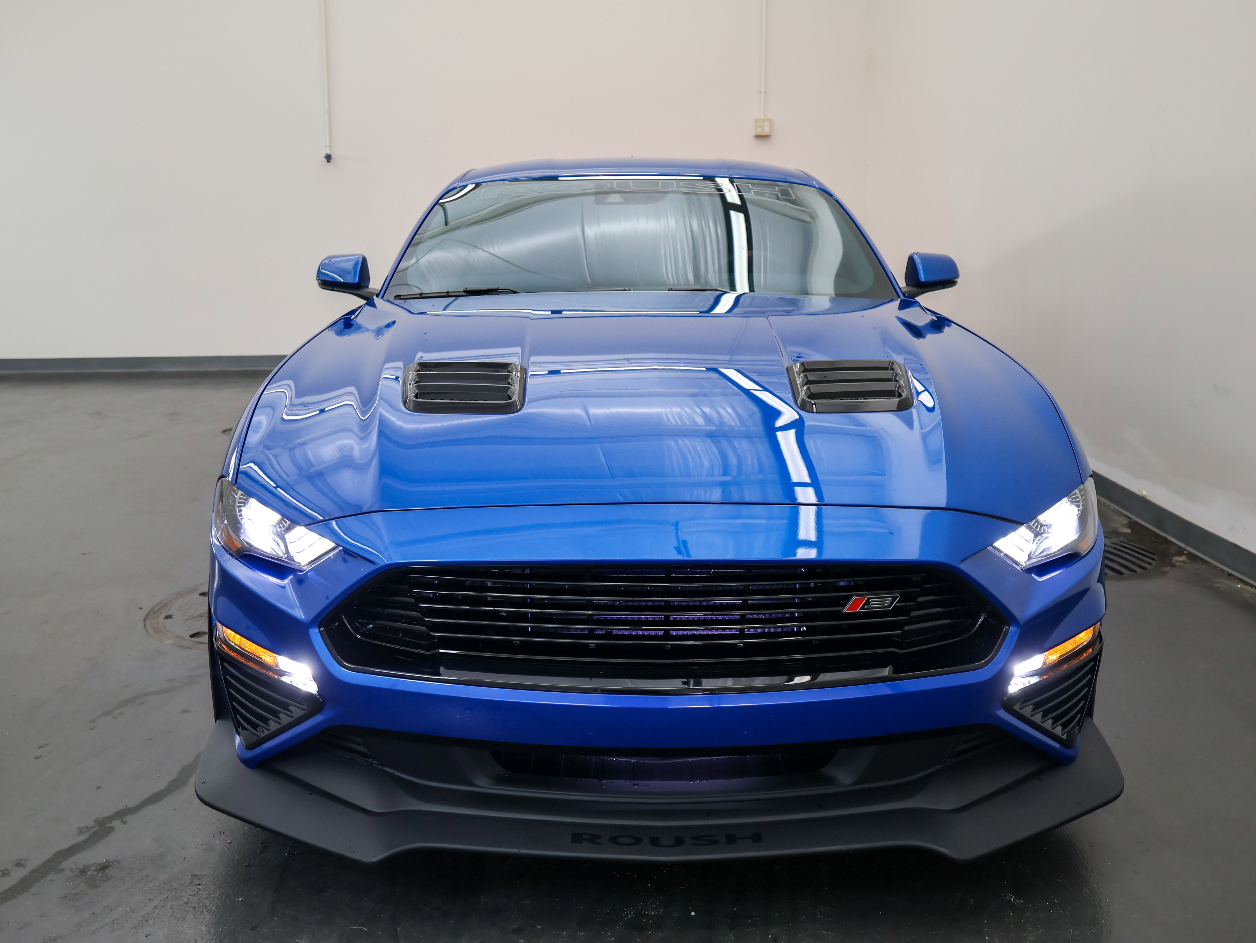 Used 2021 Ford Mustang GT Premium w/ GT Performance Package RWD image 8
