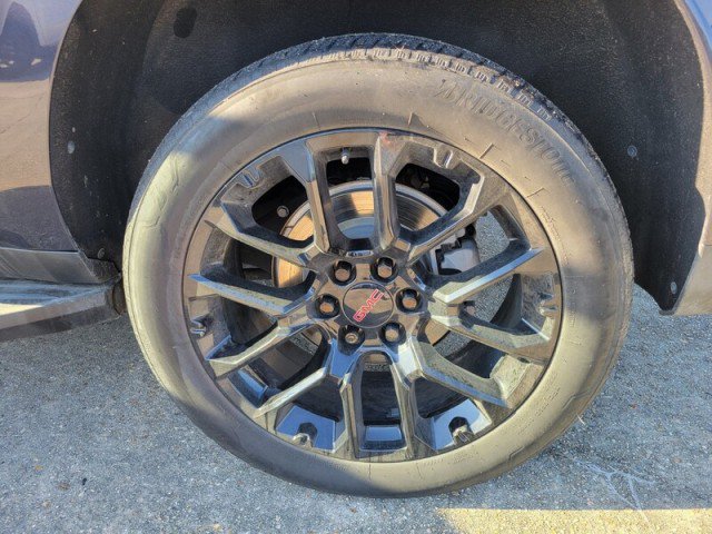 Used 2023 GMC Yukon XL SLT RWD image 7