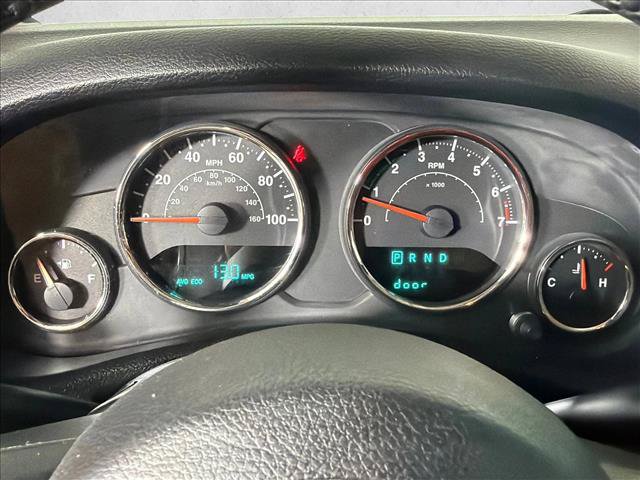 Used 2015 Jeep Wrangler Unlimited Sahara AWD/4WD image 28