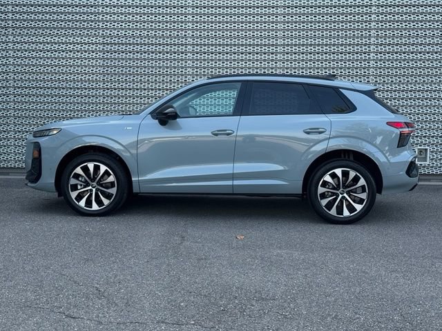New 2026 Audi Q3 quattro 2.0T AWD/4WD image 2