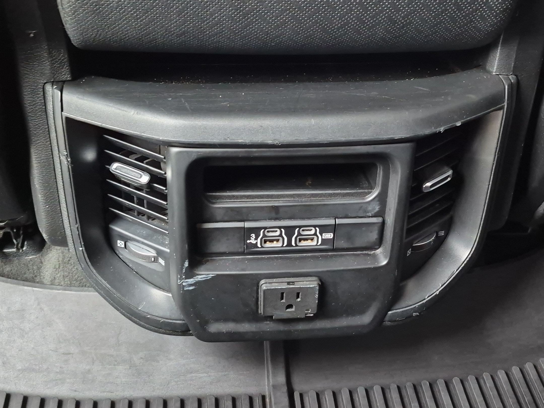 Used 2020 RAM 1500 Laramie AWD/4WD image 24