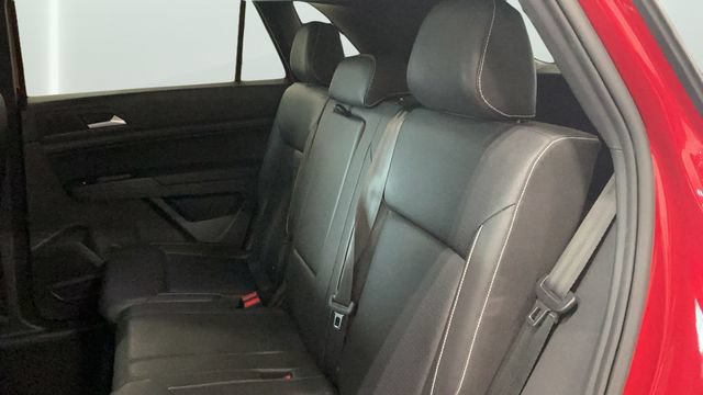 Used 2020 Volkswagen Atlas Cross Sport SEL R-Line AWD/4WD image 13