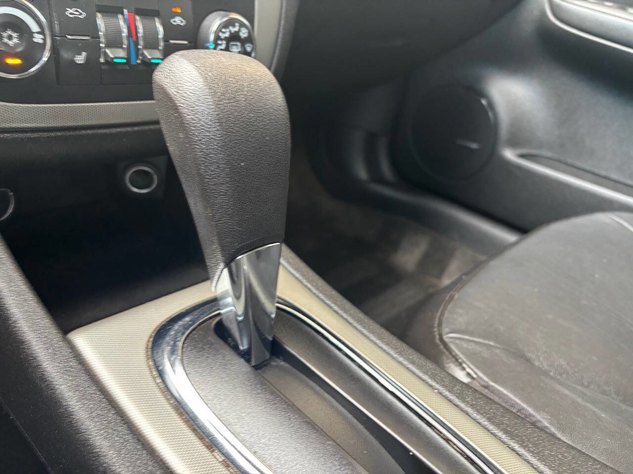 Used 2009 Chevrolet Impala SS w/ Convenience Package image 27