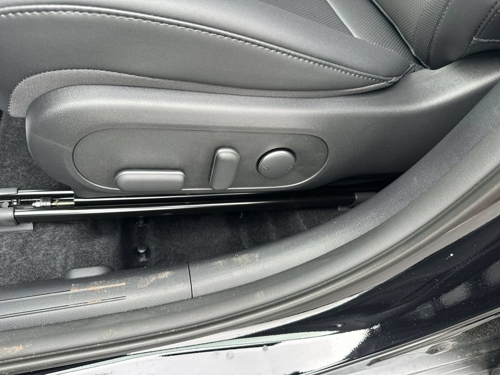 New 2026 Hyundai Kona Limited AWD/4WD image 12