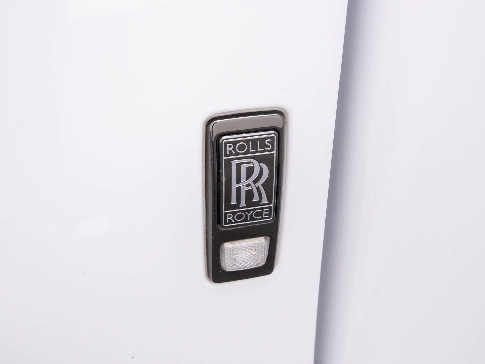 Used 2022 Rolls-Royce Ghost Black Badge image 39
