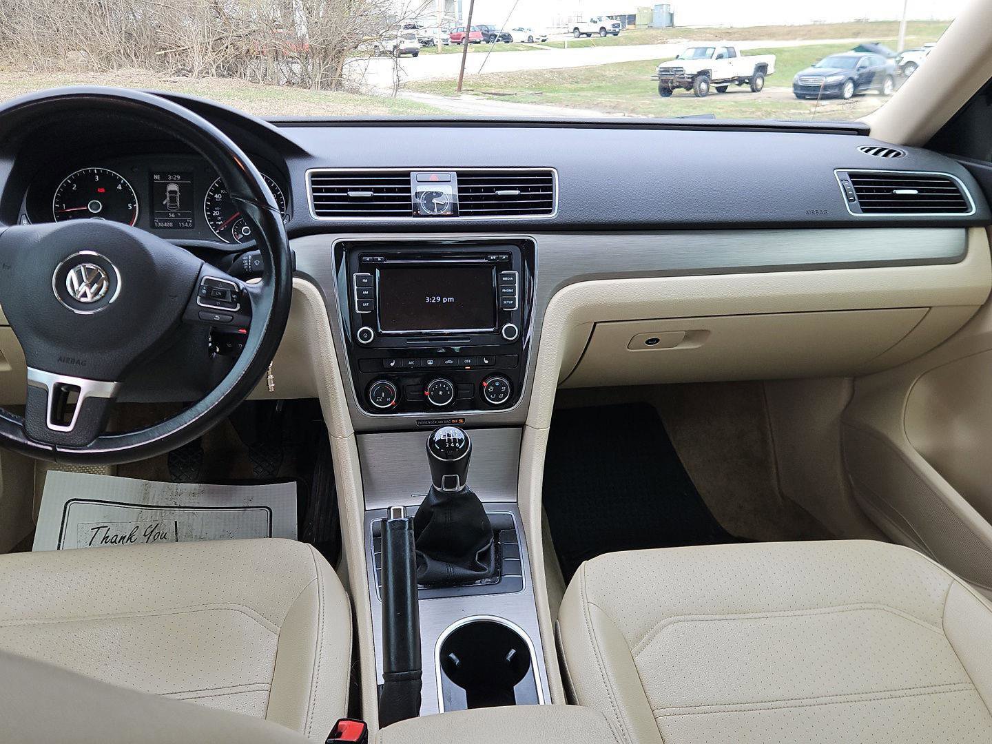 Used 2015 Volkswagen Passat TDI SE image 16