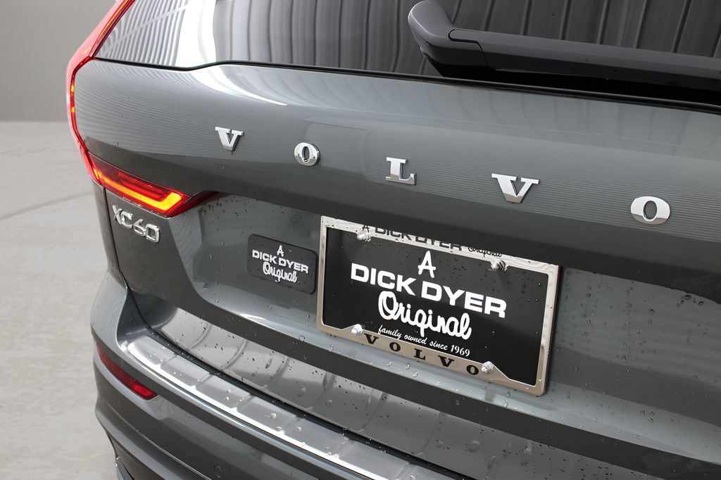 Certified 2026 Volvo XC60 T8 Ultra w/ Protection Package Premier AWD/4WD image 33