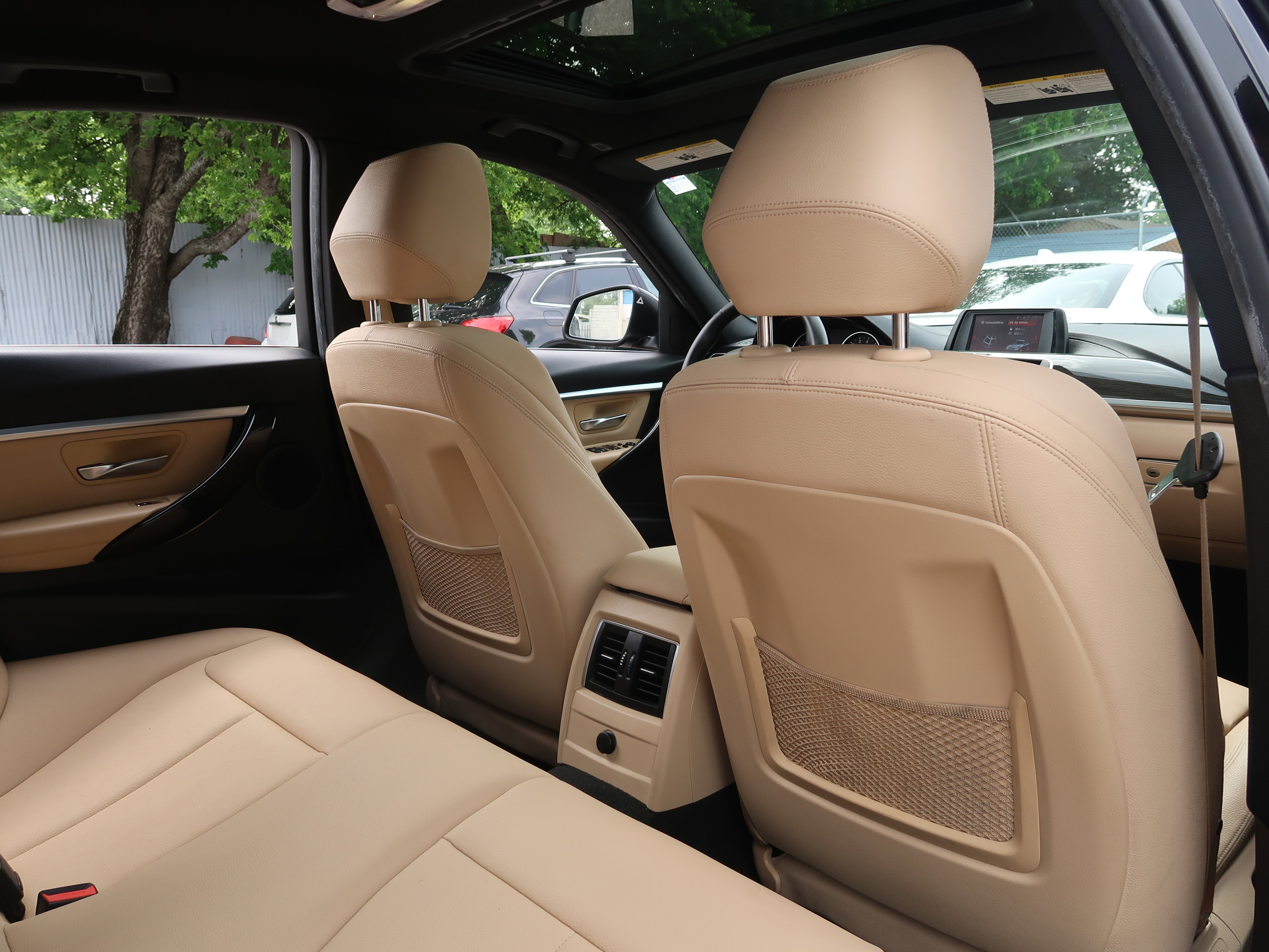 Used 2018 BMW 330i Sedan w/ Convenience Package RWD image 31