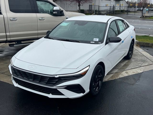 New 2026 Hyundai Elantra Sport FWD image 5