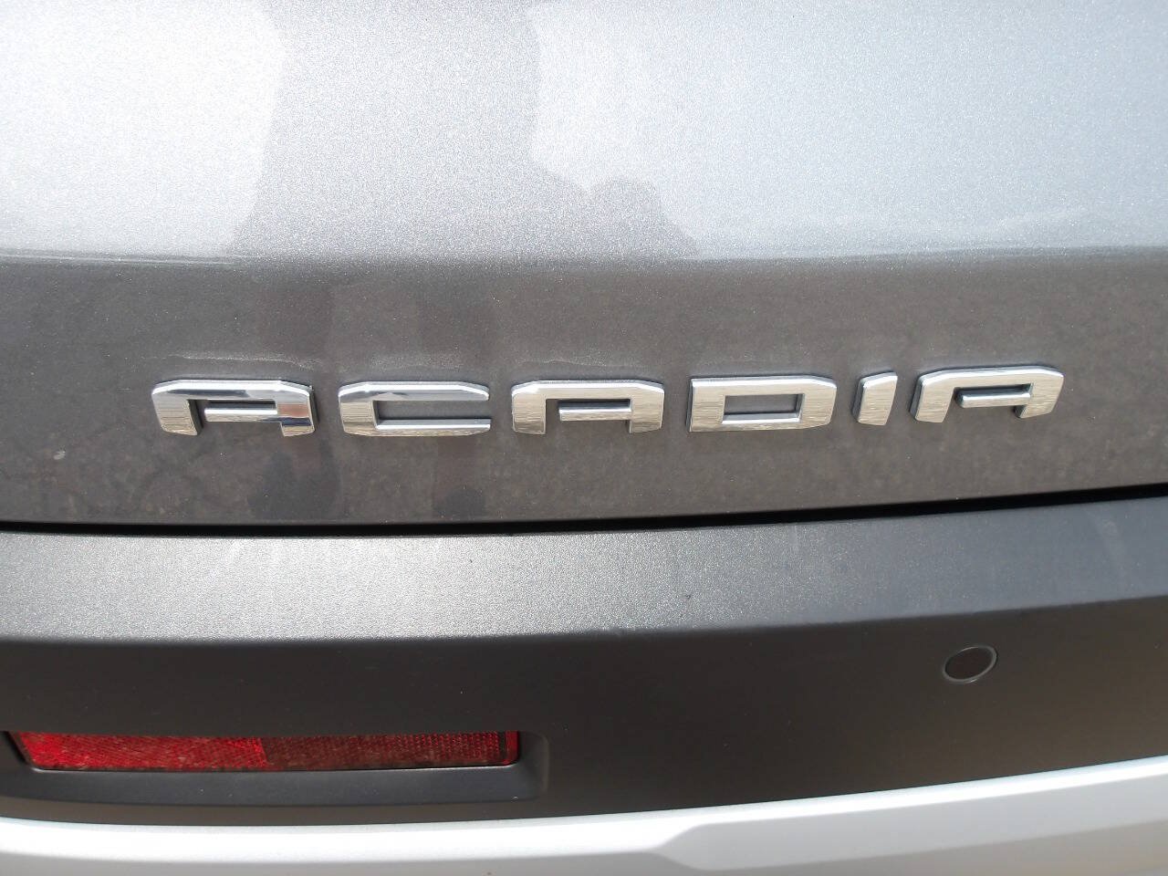 Used 2020 GMC Acadia SLE AWD/4WD image 38