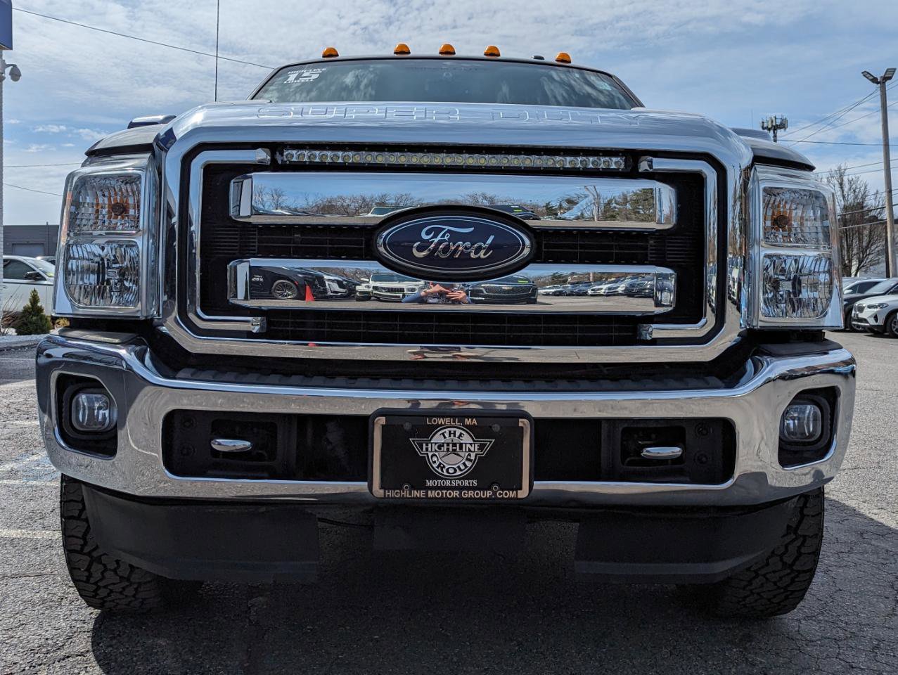 Used 2015 Ford F350 Lariat w/ Lariat Ultimate Package image 4
