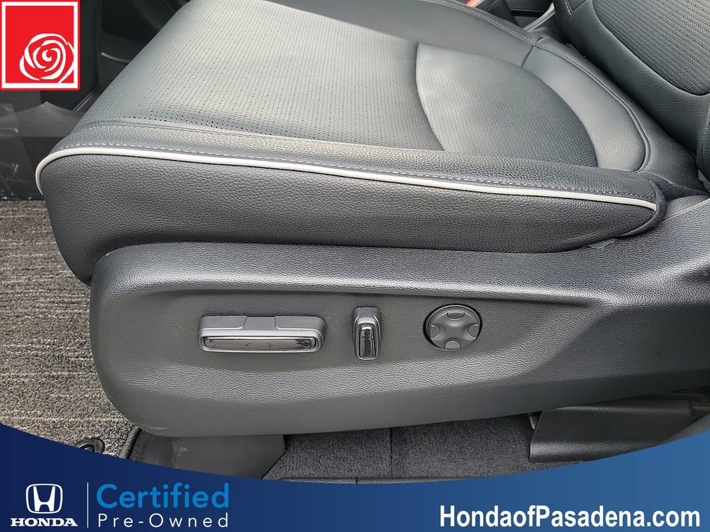 Certified 2026 Honda Odyssey Elite image 23