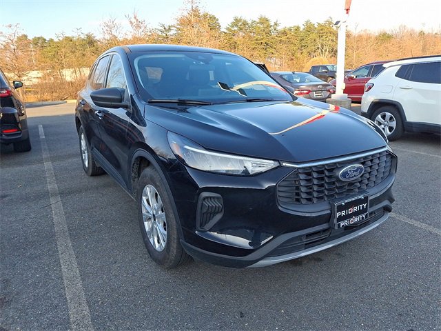 Used 2023 Ford Escape Active image 3