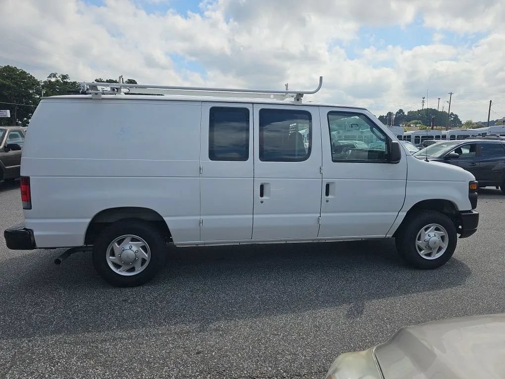 Used 2010 Ford E-150 and Econoline 150 RWD image 11