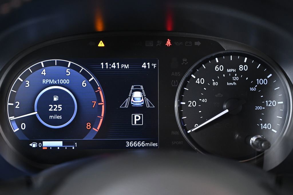 Used 2021 Nissan Kicks SR w/ SR Premium Package image 15