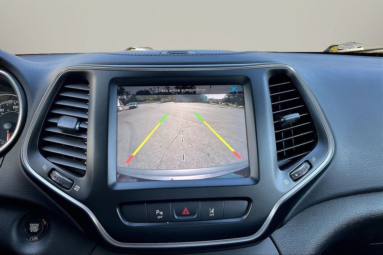 Certified 2021 Jeep Cherokee Latitude Lux w/ Comfort/Convenience Group FWD image 13