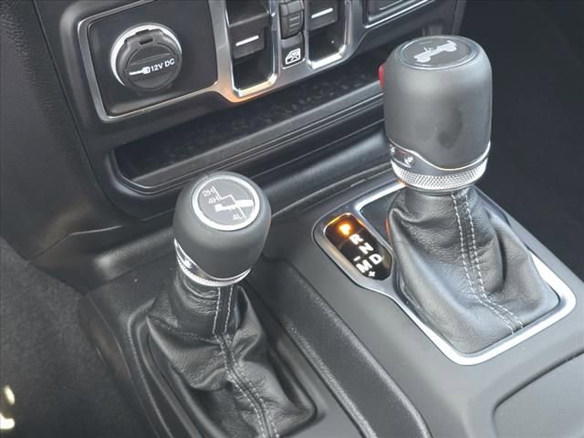 New 2025 Jeep Wrangler Sahara w/ Technology Group image 12