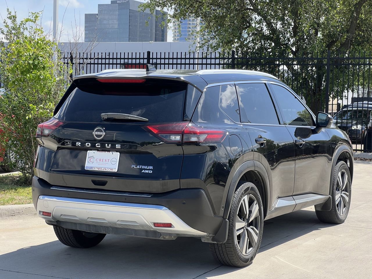 Certified 2023 Nissan Rogue Platinum w/ Platinum Premium Package image 4