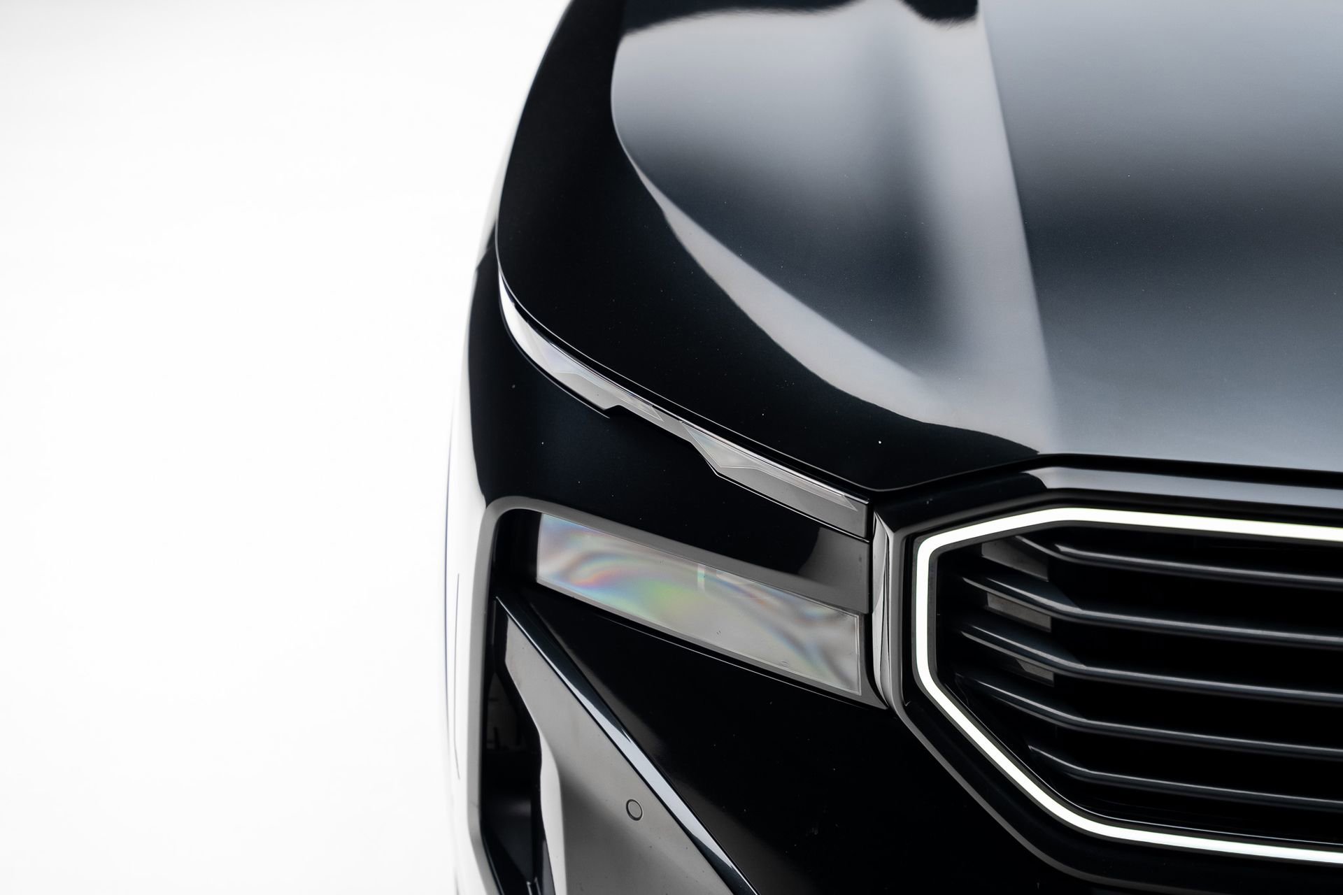 Used 2023 BMW XM w/ M Driver's Package image 12