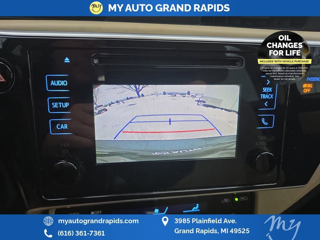 Used 2019 Toyota Corolla LE image 21