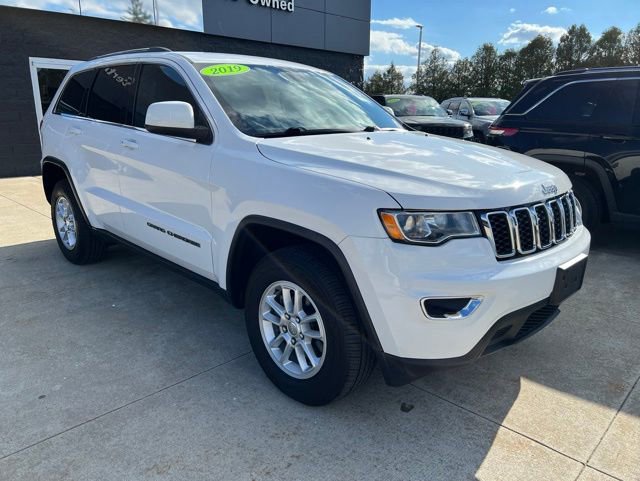 Certified 2019 Jeep Grand Cherokee Laredo AWD/4WD image 1