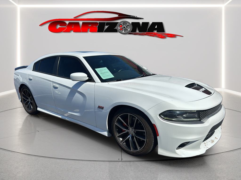 Used 2016 Dodge Charger R/T Scat Pack w/ Technology Group RWD image 2