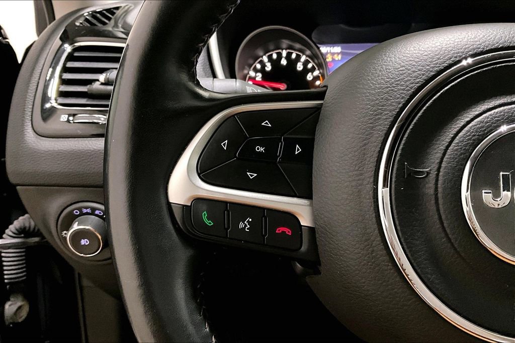 Used 2018 Jeep Compass Limited w/ Navigation Group image 11