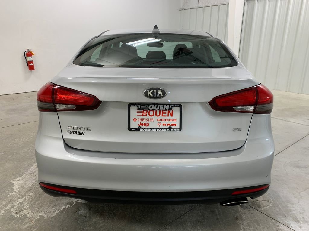Used 2017 Kia Forte EX image 22