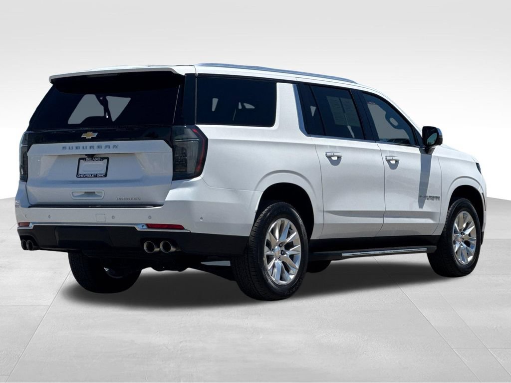 Used 2025 Chevrolet Suburban Premier RWD image 5