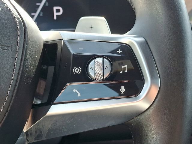 Used 2023 BMW 760i xDrive w/ Executive Package image 24