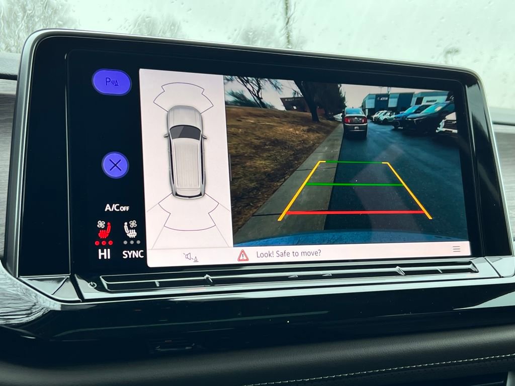 Used 2025 Volkswagen Atlas SEL image 29