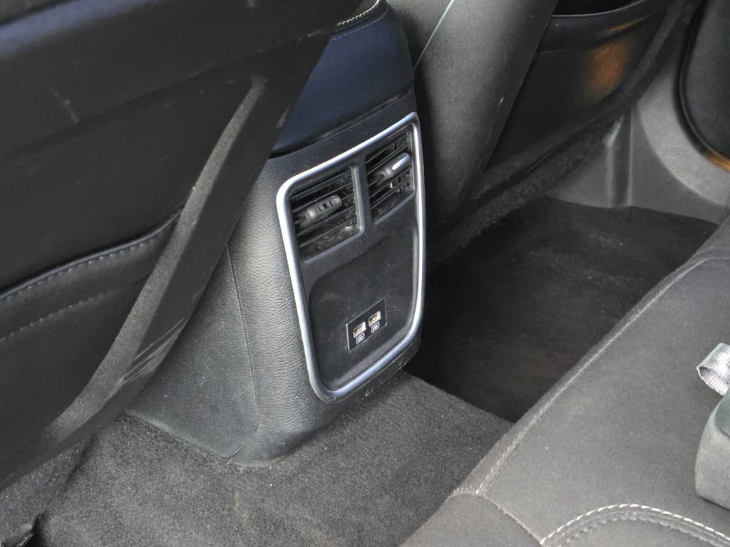 Used 2020 Dodge Charger GT RWD image 19