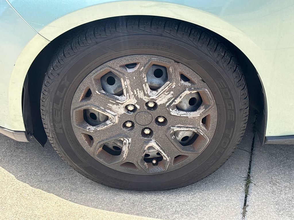 Used 2012 Ford Focus SE FWD image 12