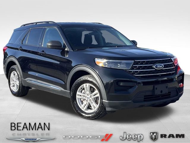 Used 2022 Ford Explorer XLT image 1