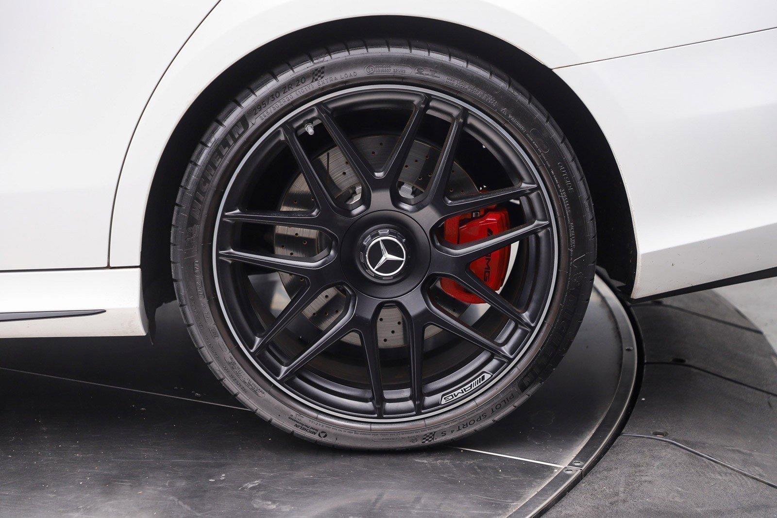 Used 2019 Mercedes-Benz E 63 AMG S image 8