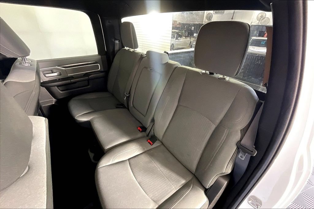 Used 2021 RAM 2500 Big Horn w/ Level 1 Equipment Group AWD/4WD image 32
