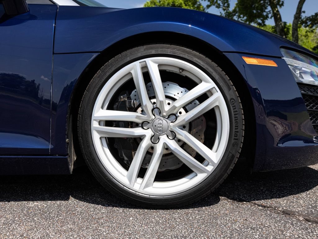 Used 2014 Audi R8 V8 w/ Convenience Package AWD/4WD image 55