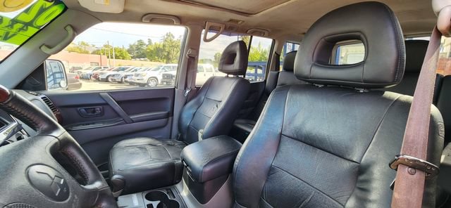 Used 2002 Mitsubishi Montero Limited AWD/4WD image 7