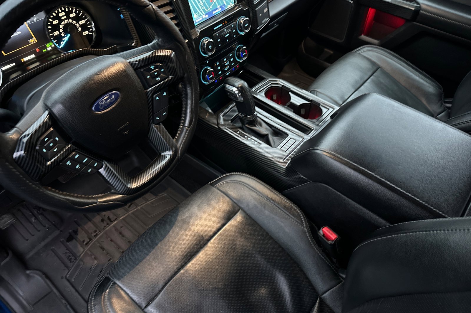 Used 2017 Ford F150 Lariat image 10