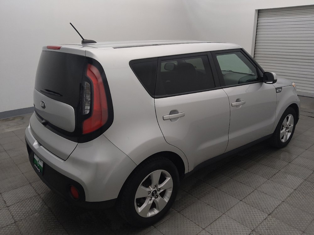 Used 2019 Kia Soul w/ Convenience Package FWD image 9