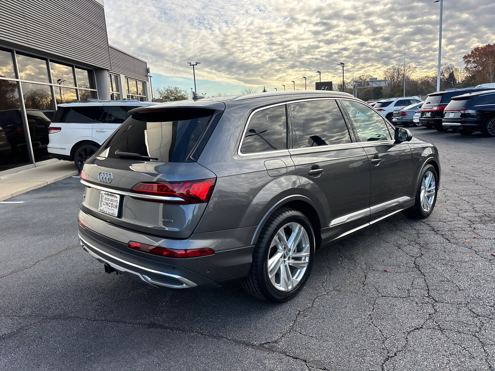 Used 2020 Audi Q7 3.0T Prestige w/ Prestige Package image 7