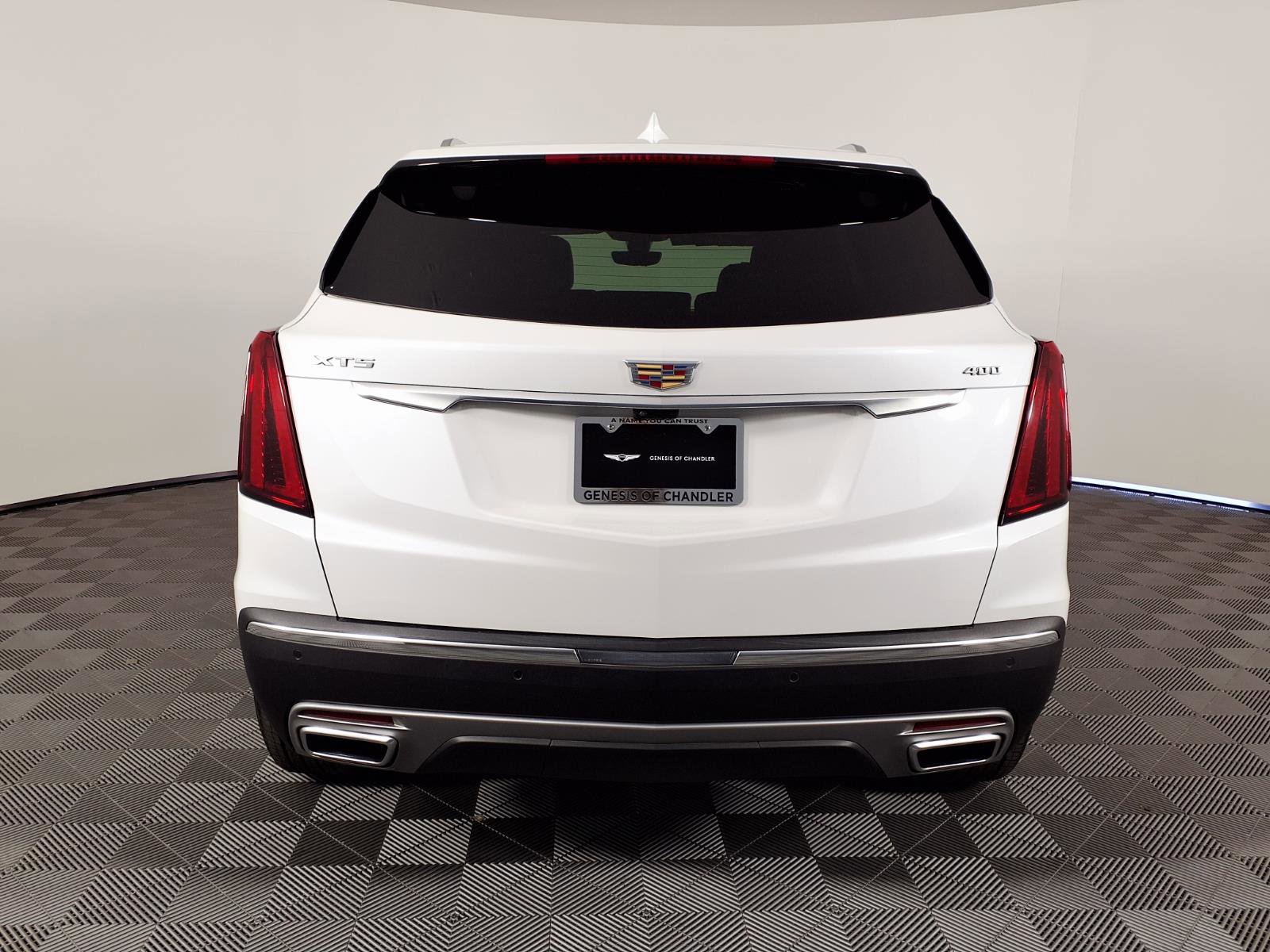 Used 2024 Cadillac XT5 Premium Luxury w/ Technology Package image 5