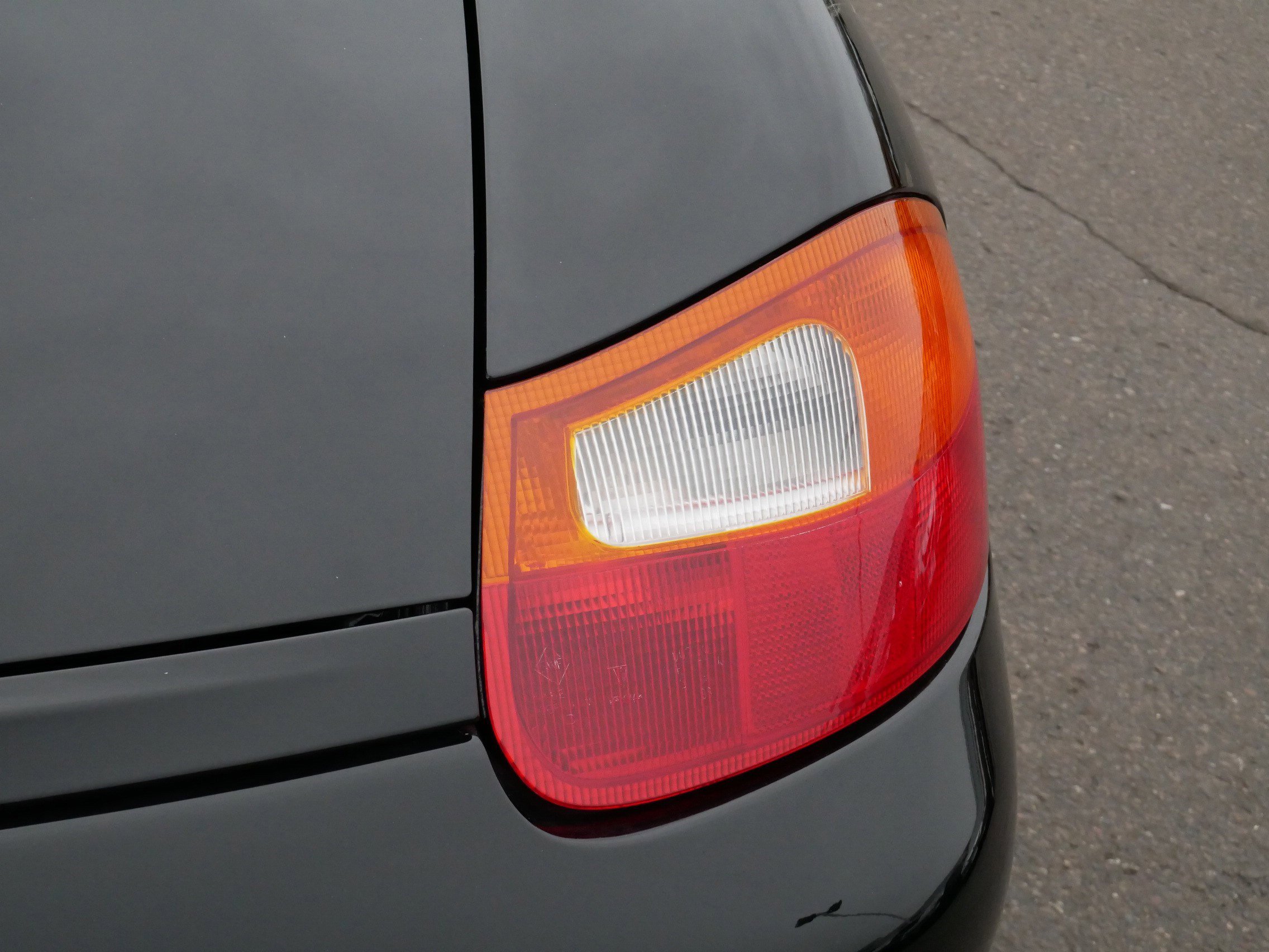 Used 1997 Porsche Boxster image 18