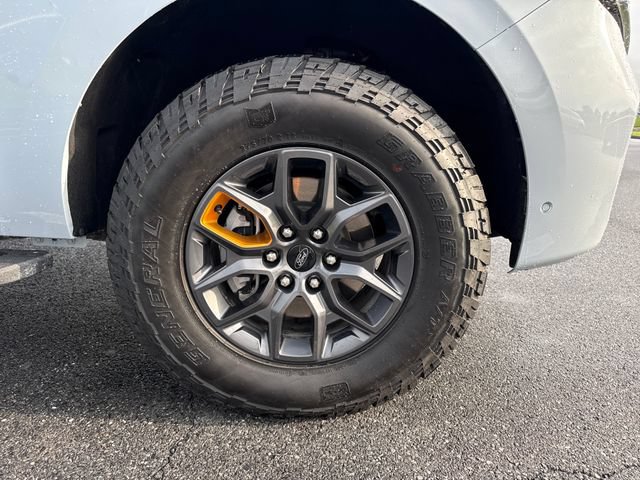 Used 2025 Ford Expedition Tremor AWD/4WD image 11